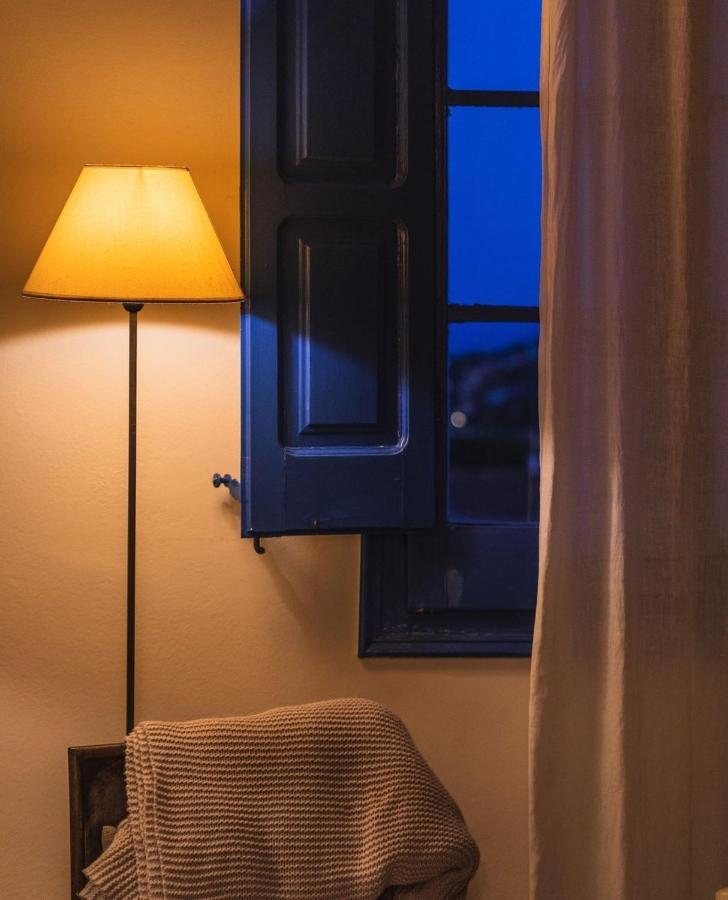 Hostal De La Placa - Hotel Boutique 카브릴스 외부 사진