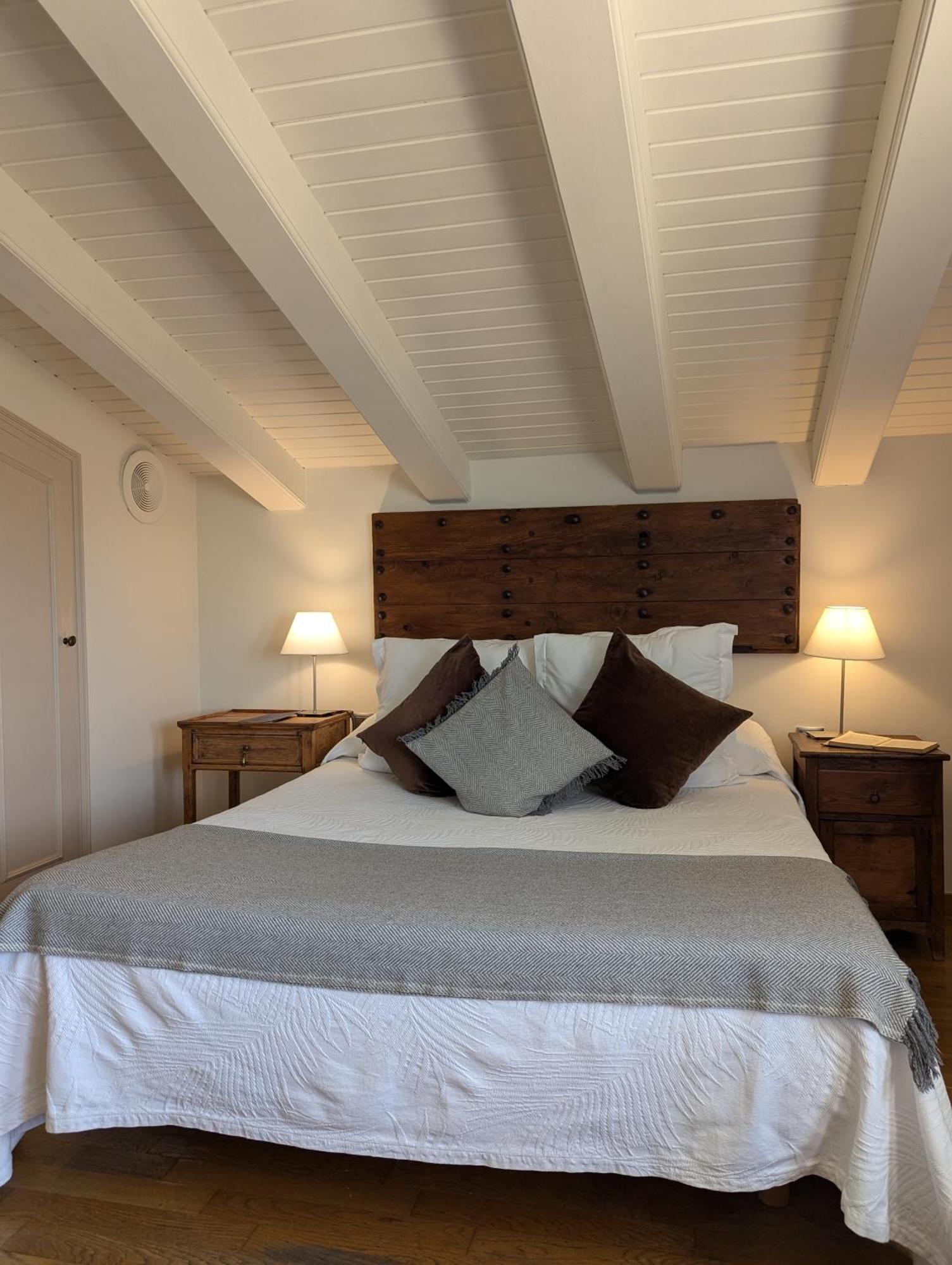 Hostal De La Placa - Hotel Boutique 카브릴스 외부 사진