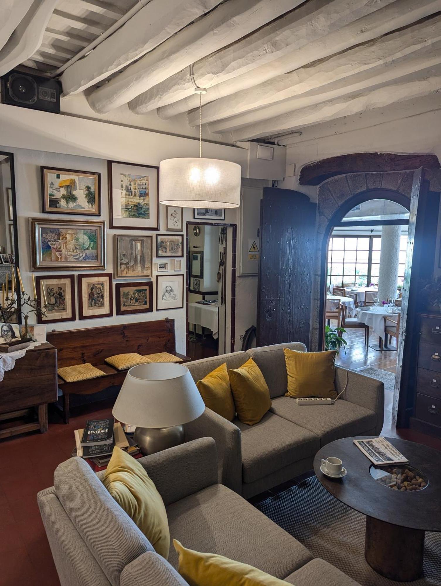 Hostal De La Placa - Hotel Boutique 카브릴스 외부 사진