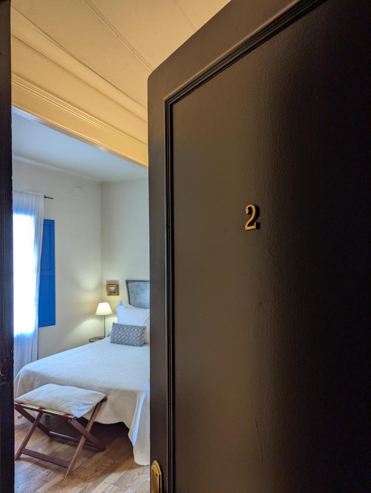 Hostal De La Placa - Hotel Boutique 카브릴스 외부 사진