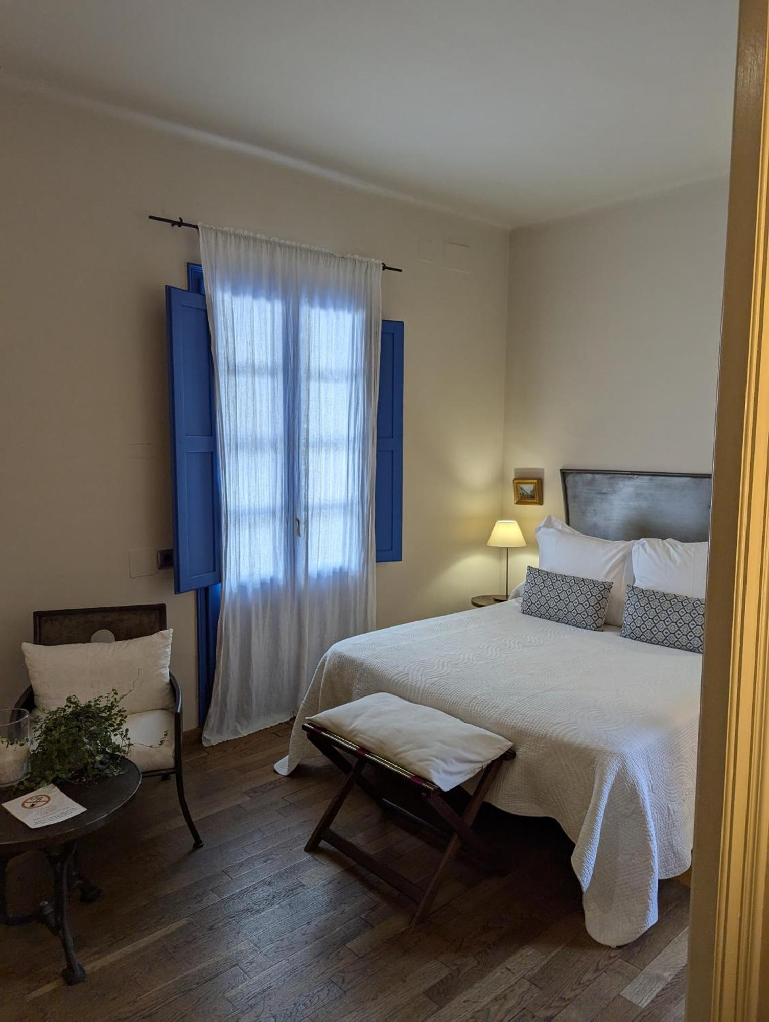 Hostal De La Placa - Hotel Boutique 카브릴스 외부 사진